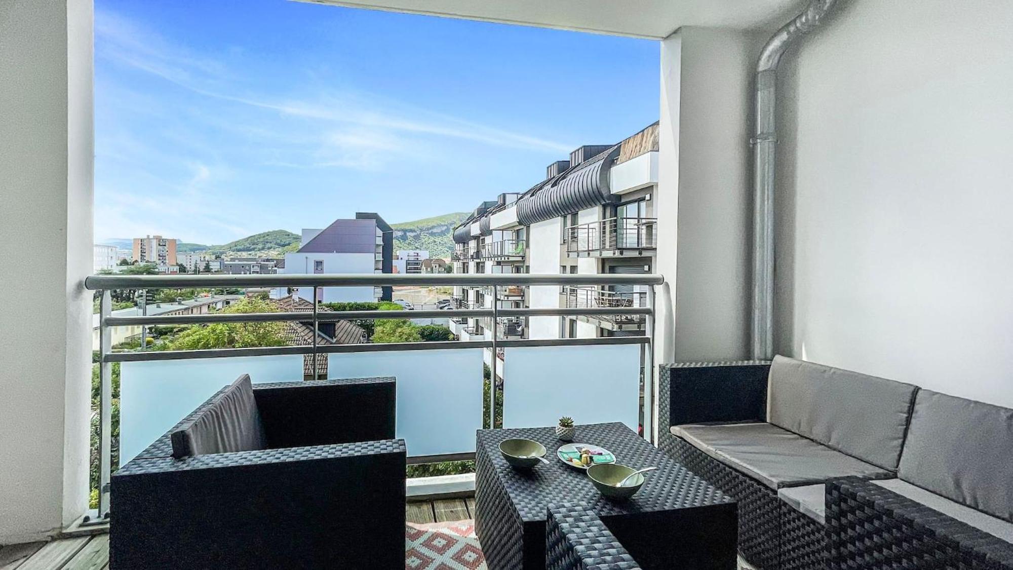 Homey Chloe - New - Parking Gratuit - Balcon Prive - Proche Geneve Аннемас Экстерьер фото